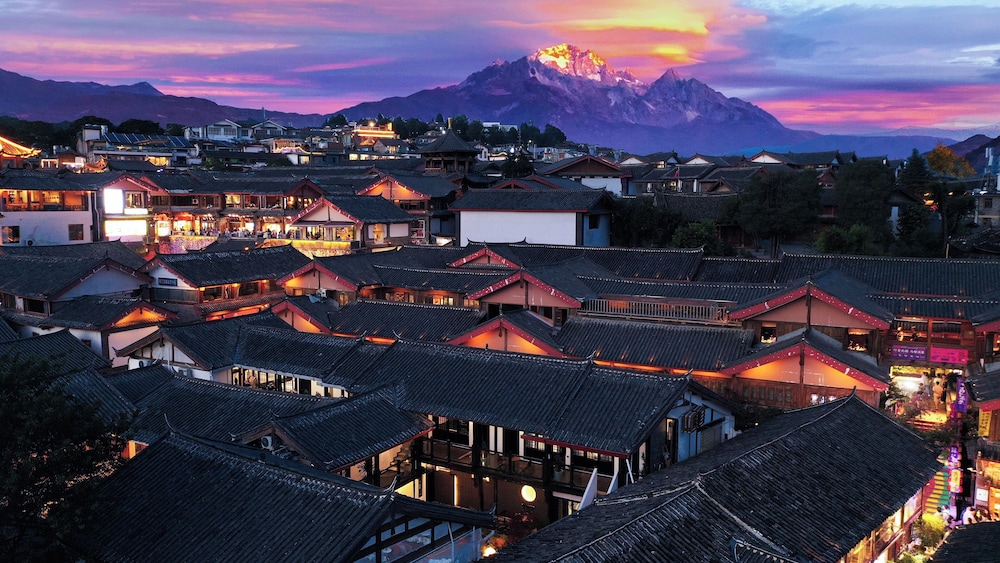 Lijing Yunman Sky Cloud lnn