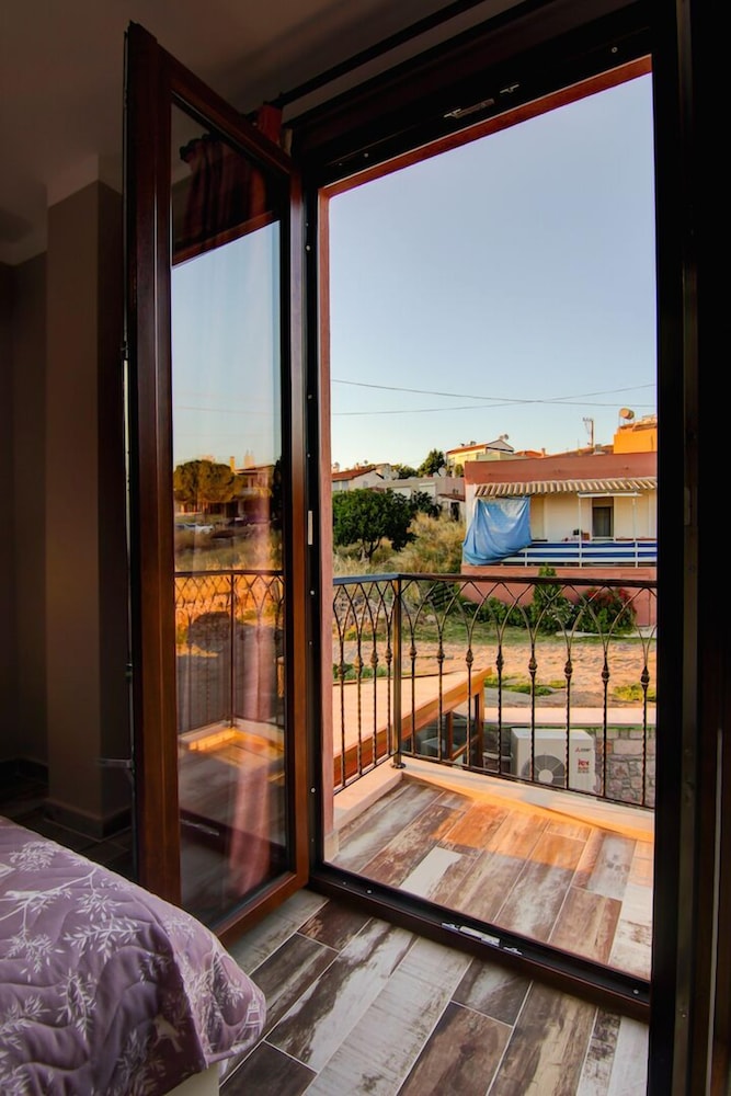 Cunda Exodus Otel - Image 35
