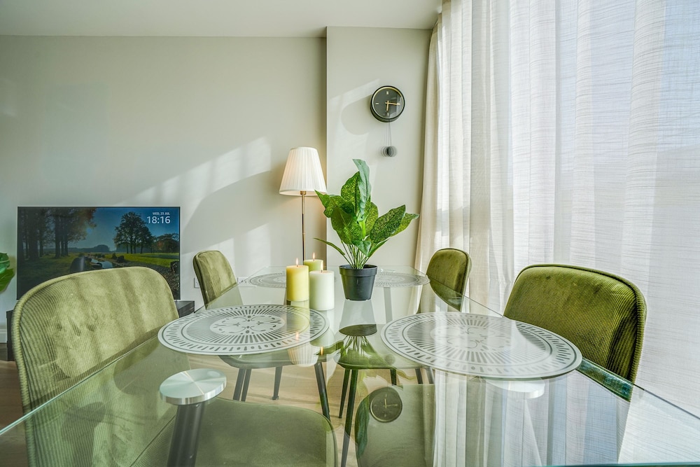 Central London Stay in Vauxhall With Balcony
