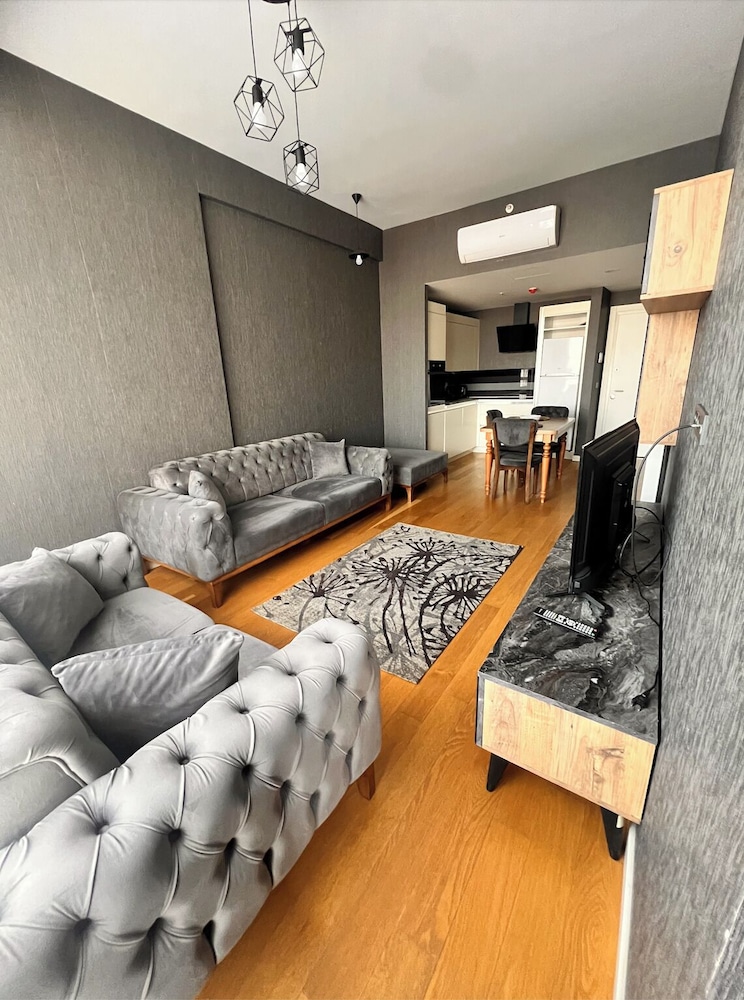 G Tower Residence Apartment Rentals