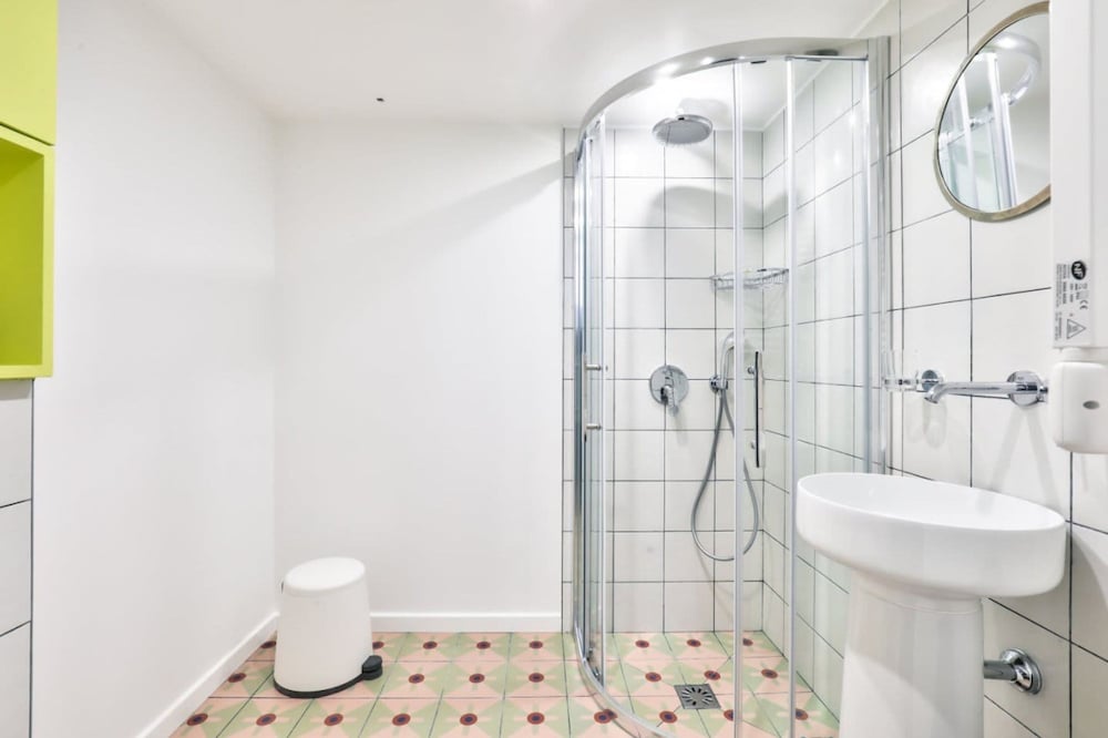 Lavie Maison Parisian Studio