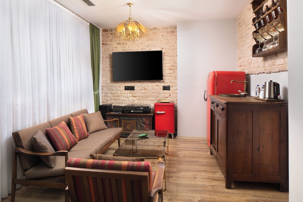 Sanatlar Oteli Galata - Image 13