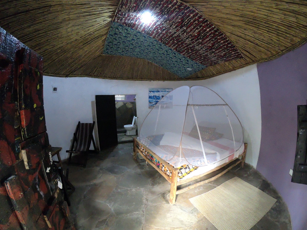 Red Rocks Rwanda - Campsite & Guesthouse view 5