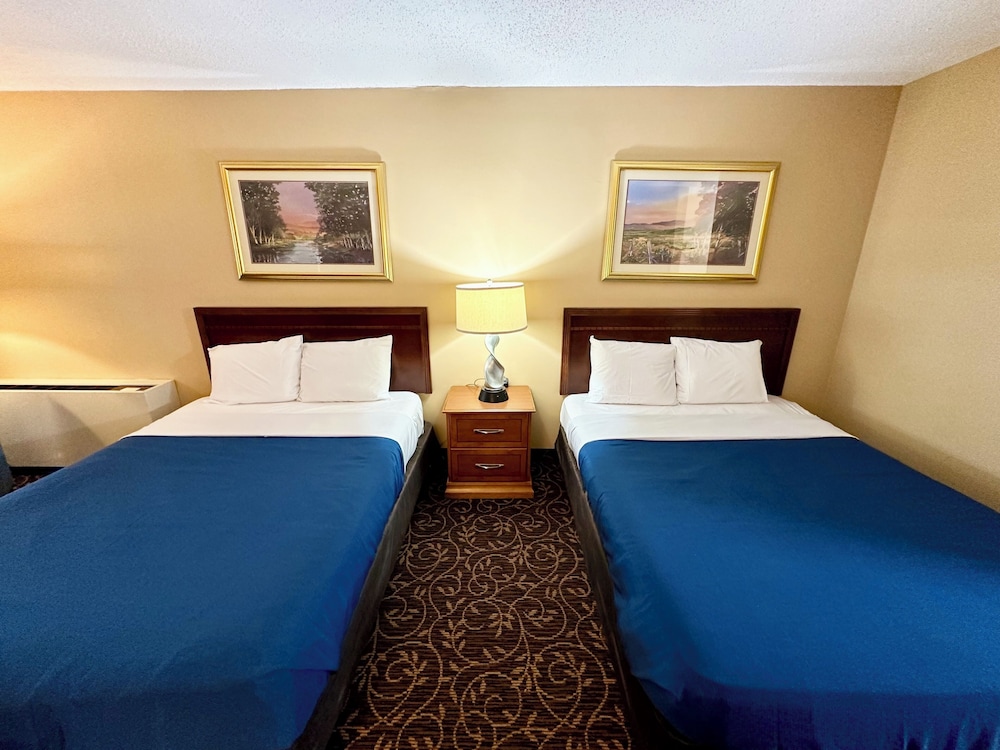 Grand Idaho Inn & Suites