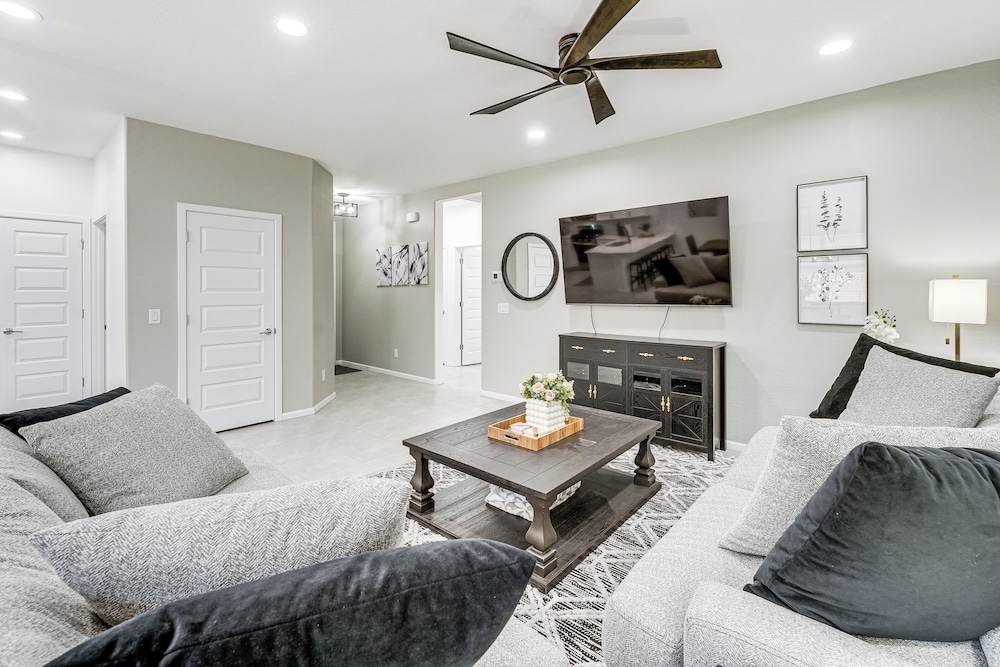 Near Mtn Trails & Sonoran Preserve: Phoenix Abode!
