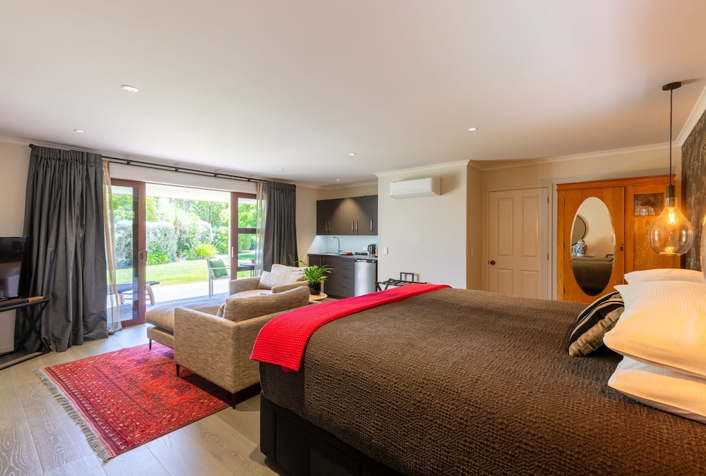 Accent House Boutique Bed & Breakfast