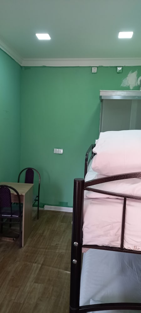 28 may Centr City hostel