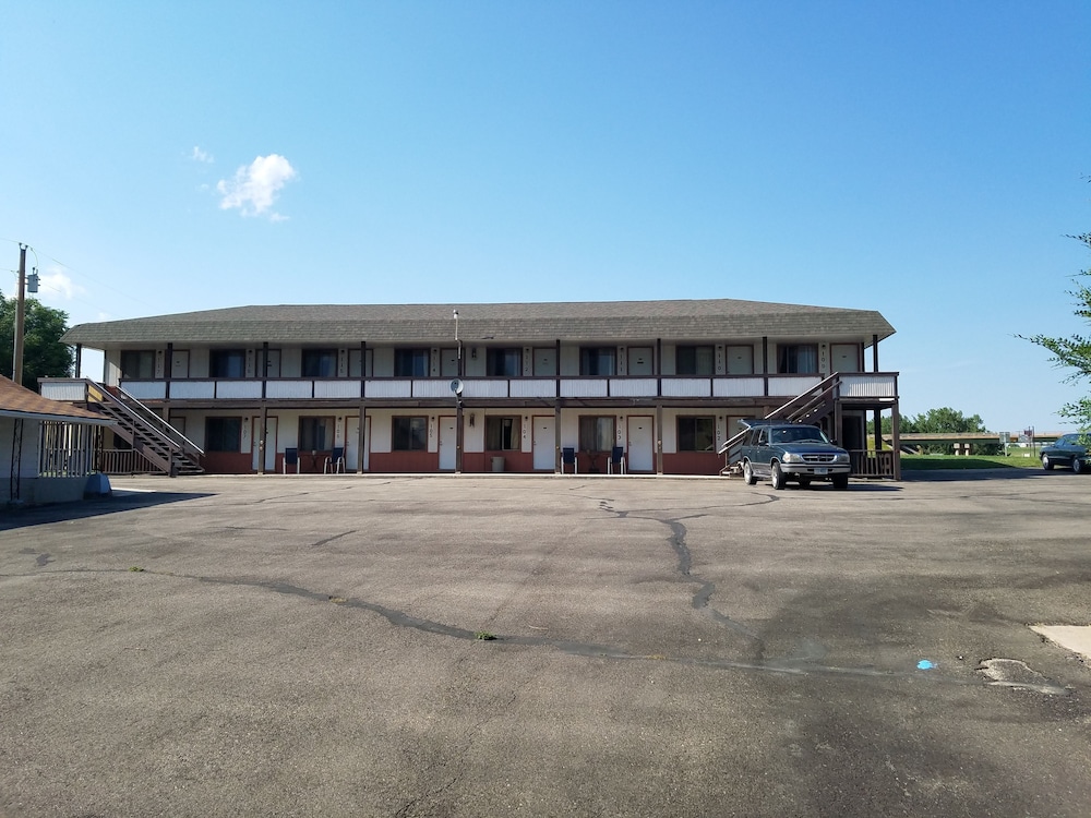 Moorcourt Motel