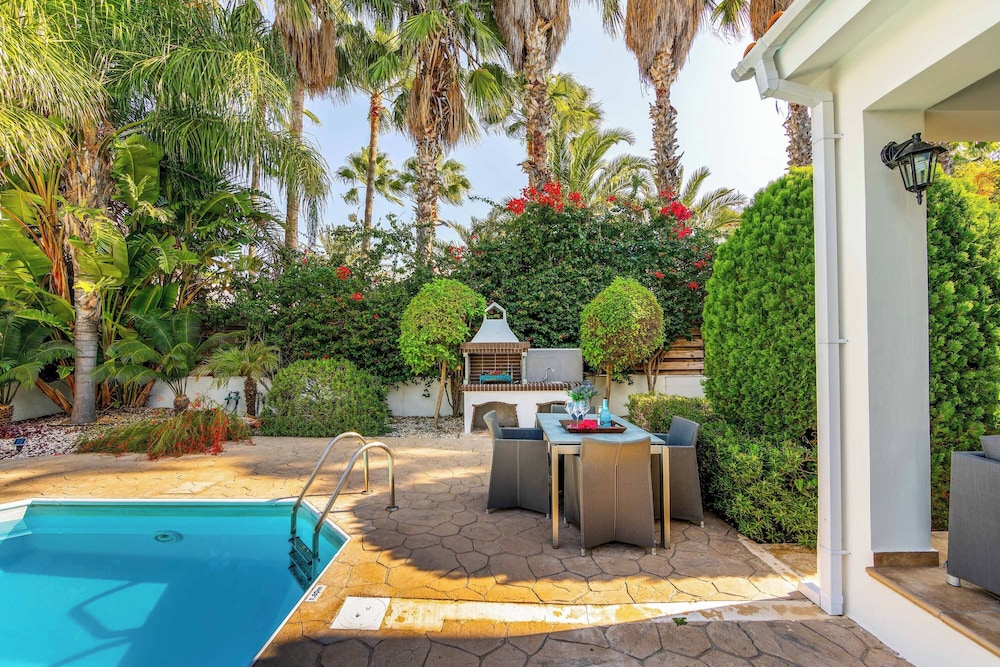 Villa Relax Latchi