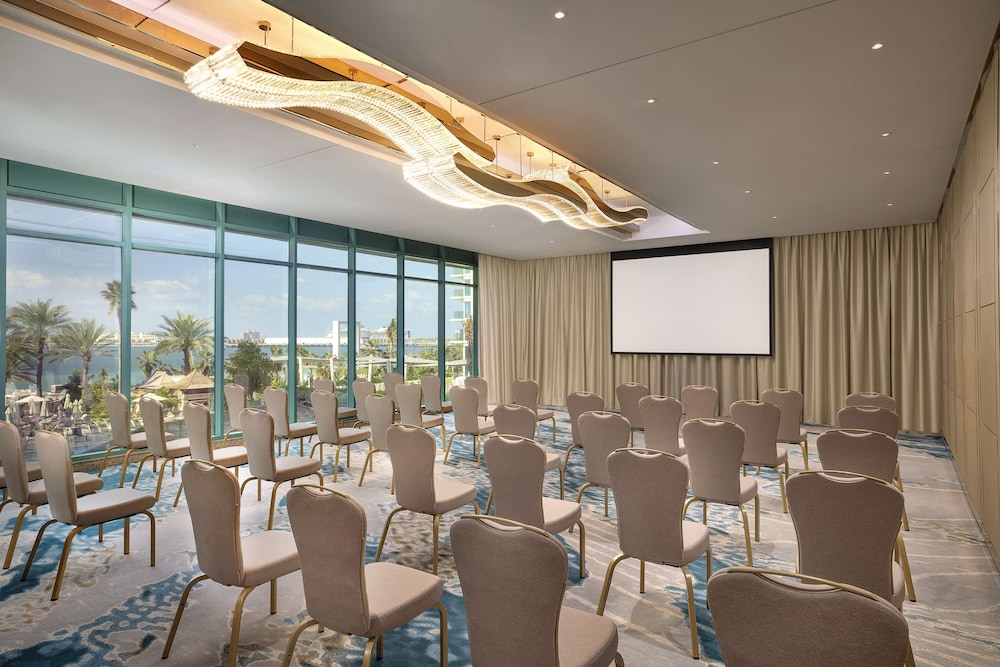 Hilton Dubai Jumeirah