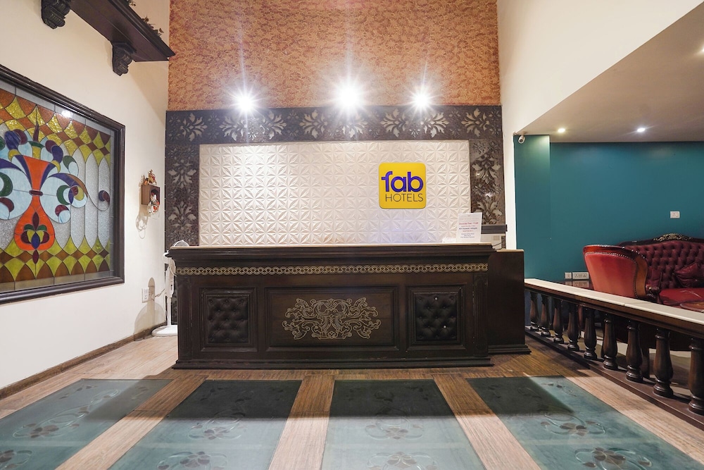 Fabhotel Nfc Royale
