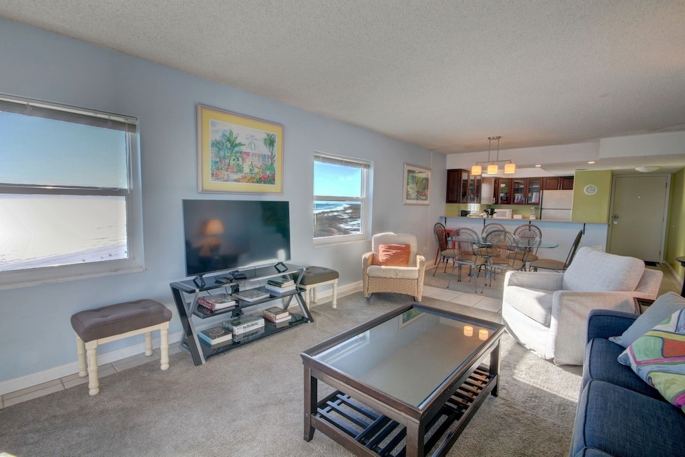459 El Matador 2 Bedroom Condo