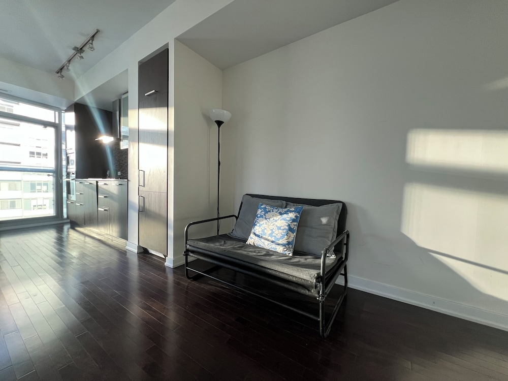 Elite Urban Lodgings - Image 2