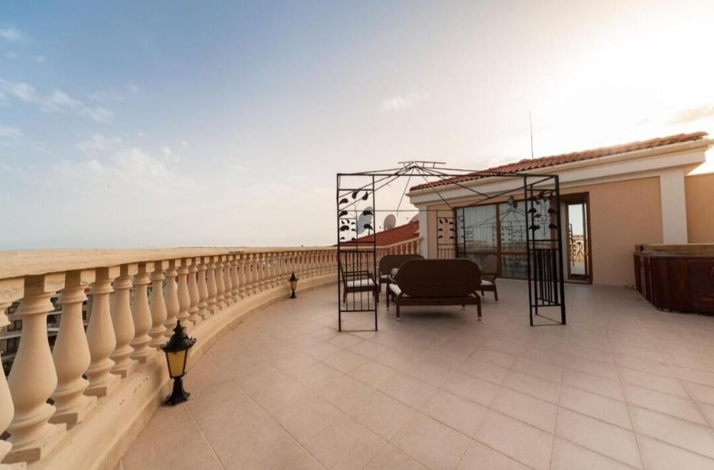 Maisonettes in Royal Bay Residence&SPA 2