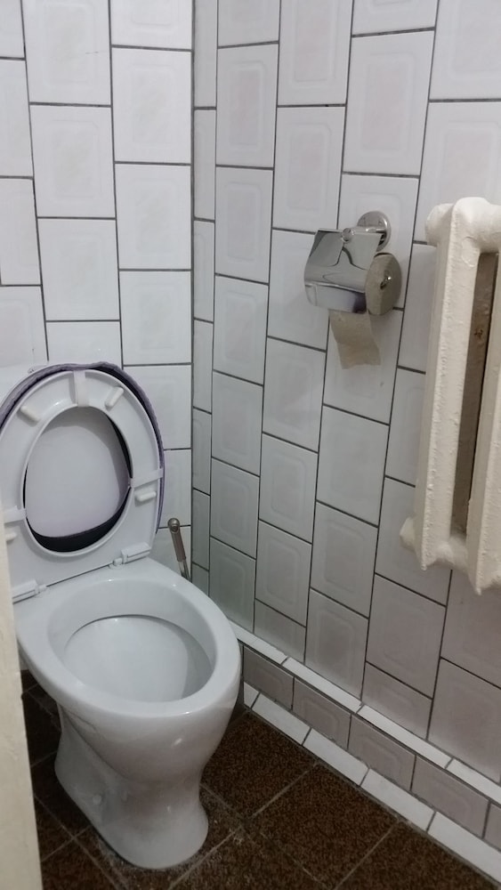 Payraviy Guest House - Hostel