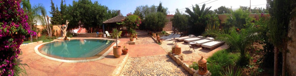 Welcome to Grenadine Town, Double Bedroom Spacious With Swimming Pool
