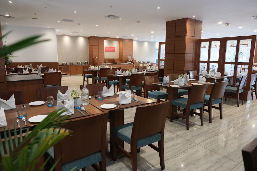 DEVENTURE HOTEL