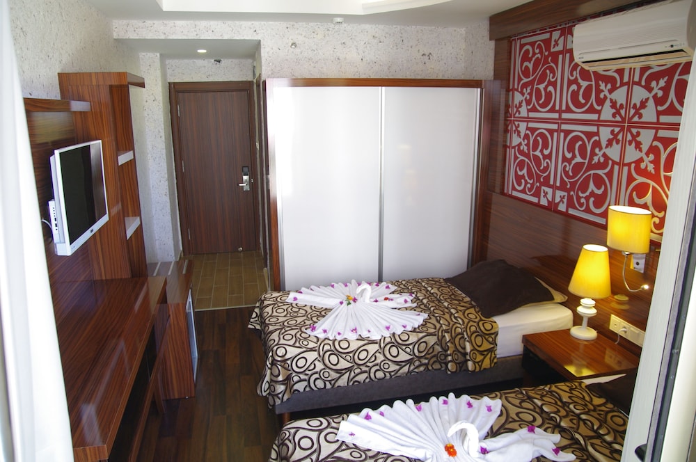 Grand Bayar Beach Hotel - All Inclusive