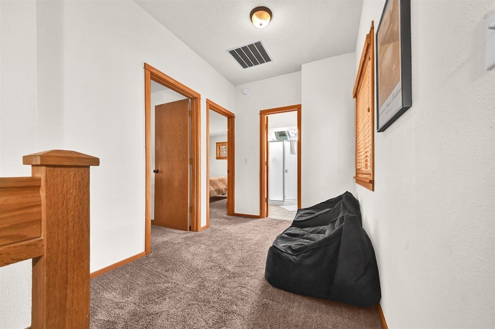 Otter 8 3 Bedroom Home