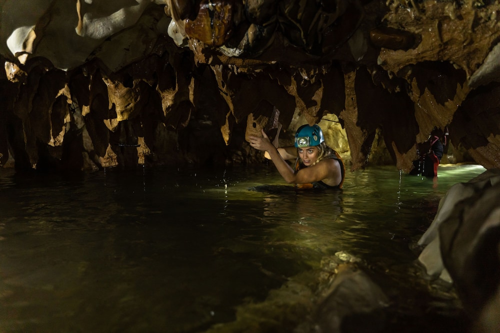 Ian Anderson's Caves Branch Adventure Co