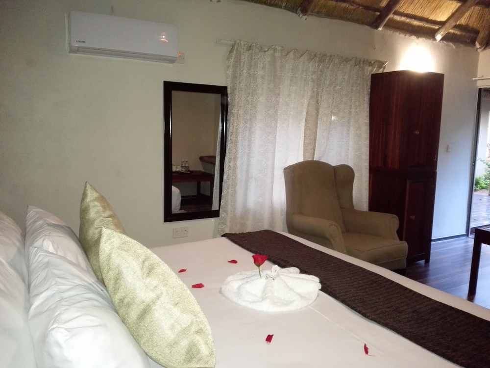 Chobe Sunset Chalets