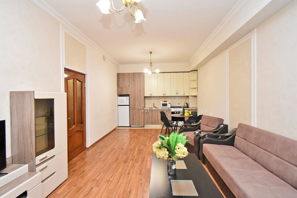 Apartment on Argishti 15 street