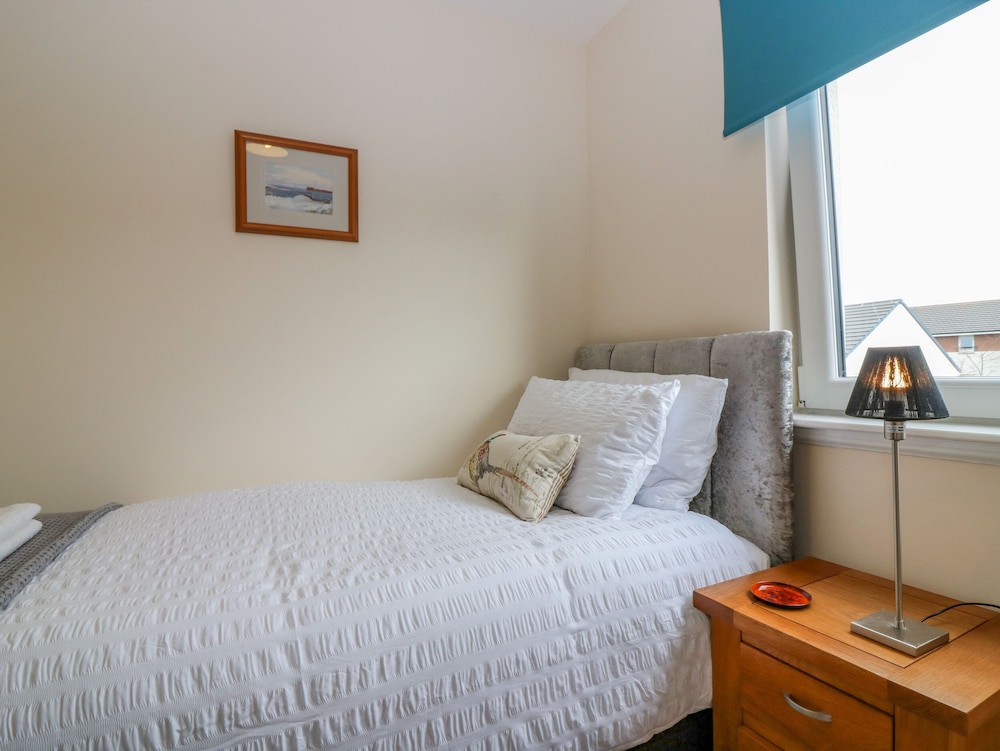 10 Goodhope Gardens