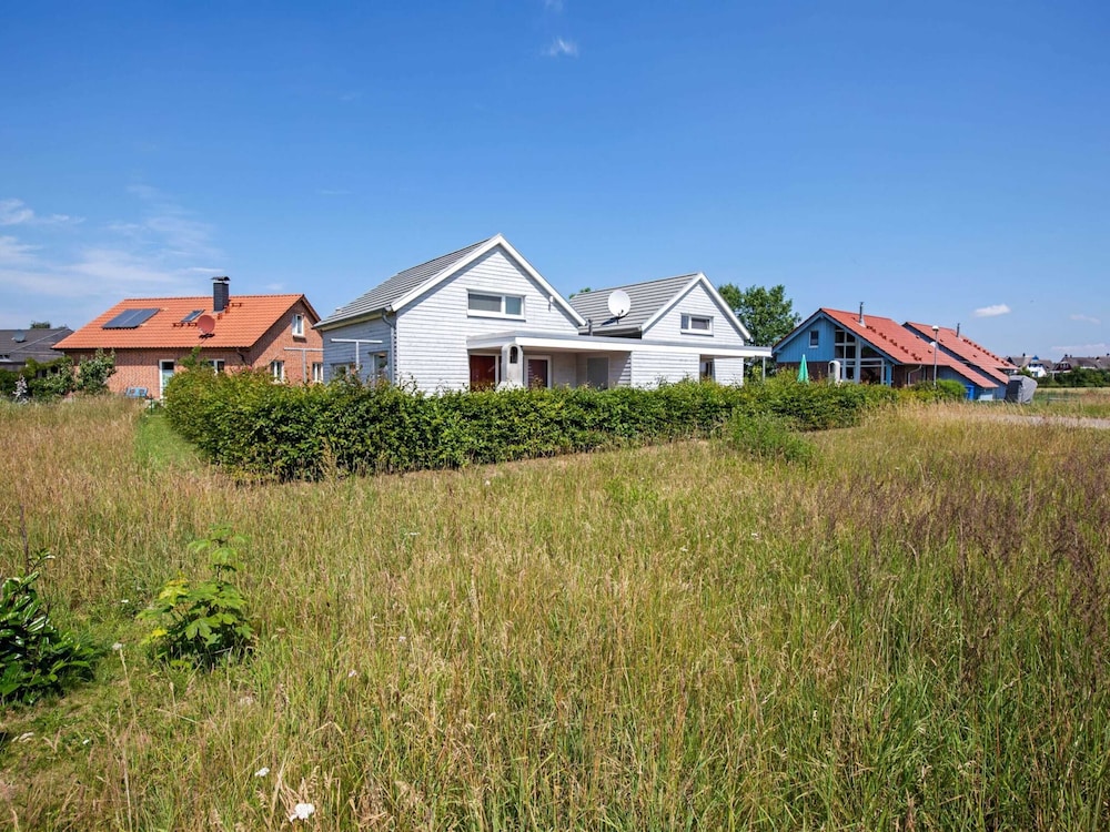 Charming Holiday Home in Zierow Near Seabeach