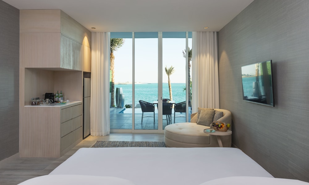 Nurai Island Resort