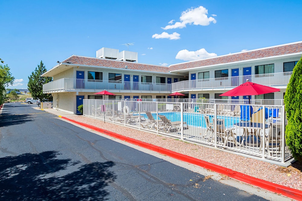 Motel 6 Pueblo, CO - I-25