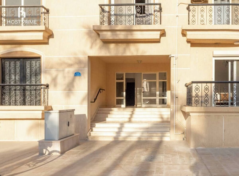Luxury Apartment in Al Rehab