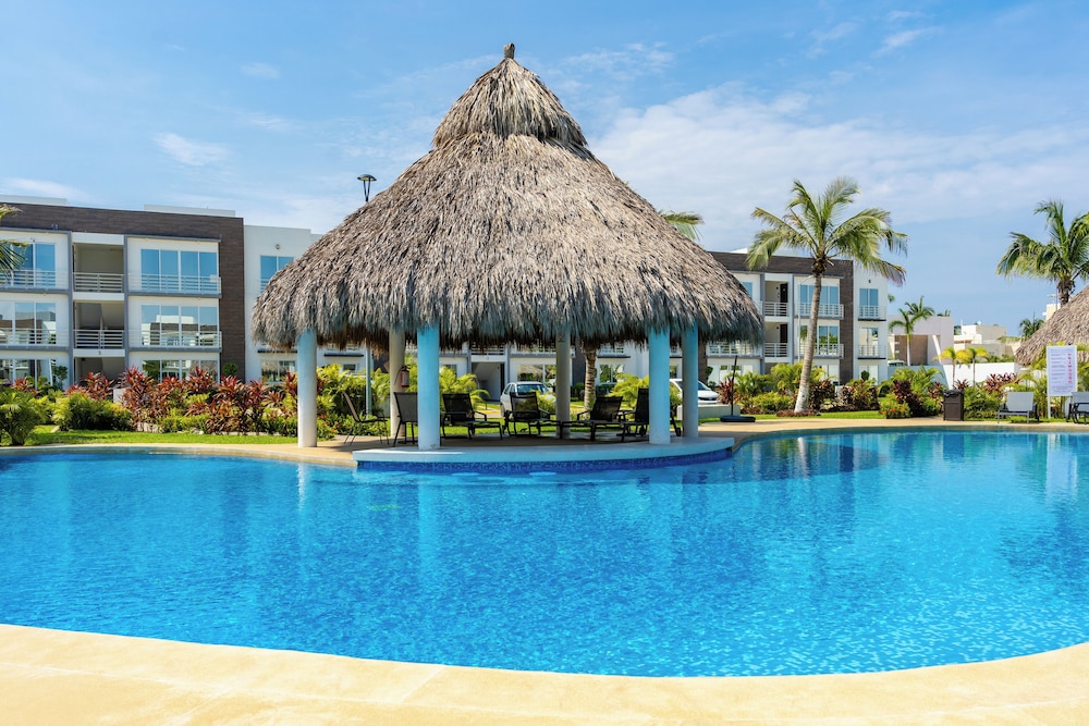 Family Villa Pool 4 BR Acapulco