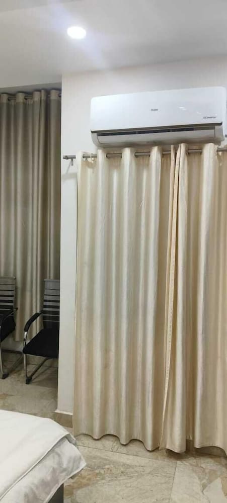 Hotel Indra Jaunpur