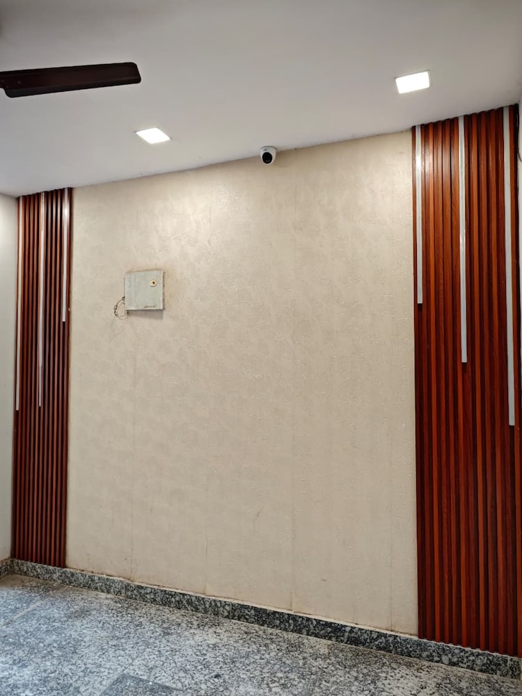 HOTEL SAI SHARNAM