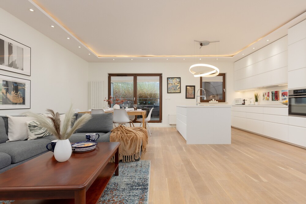 3 Bedroom Apartment by Renters view 2