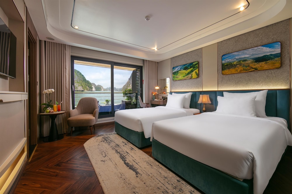 Calista Luxury Cruise