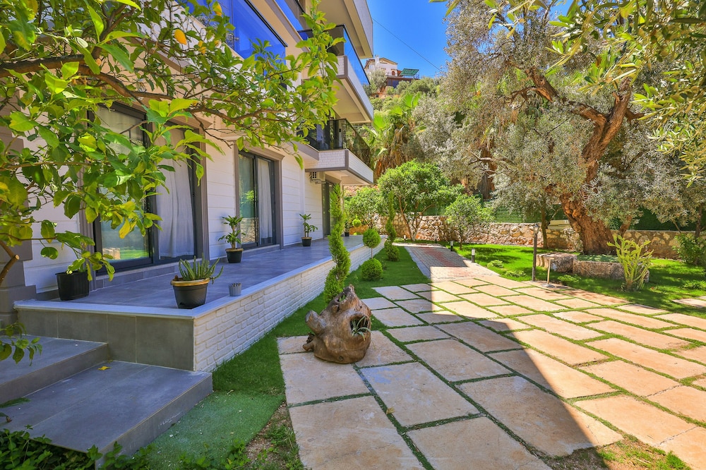 Harnup Apart - Image 47