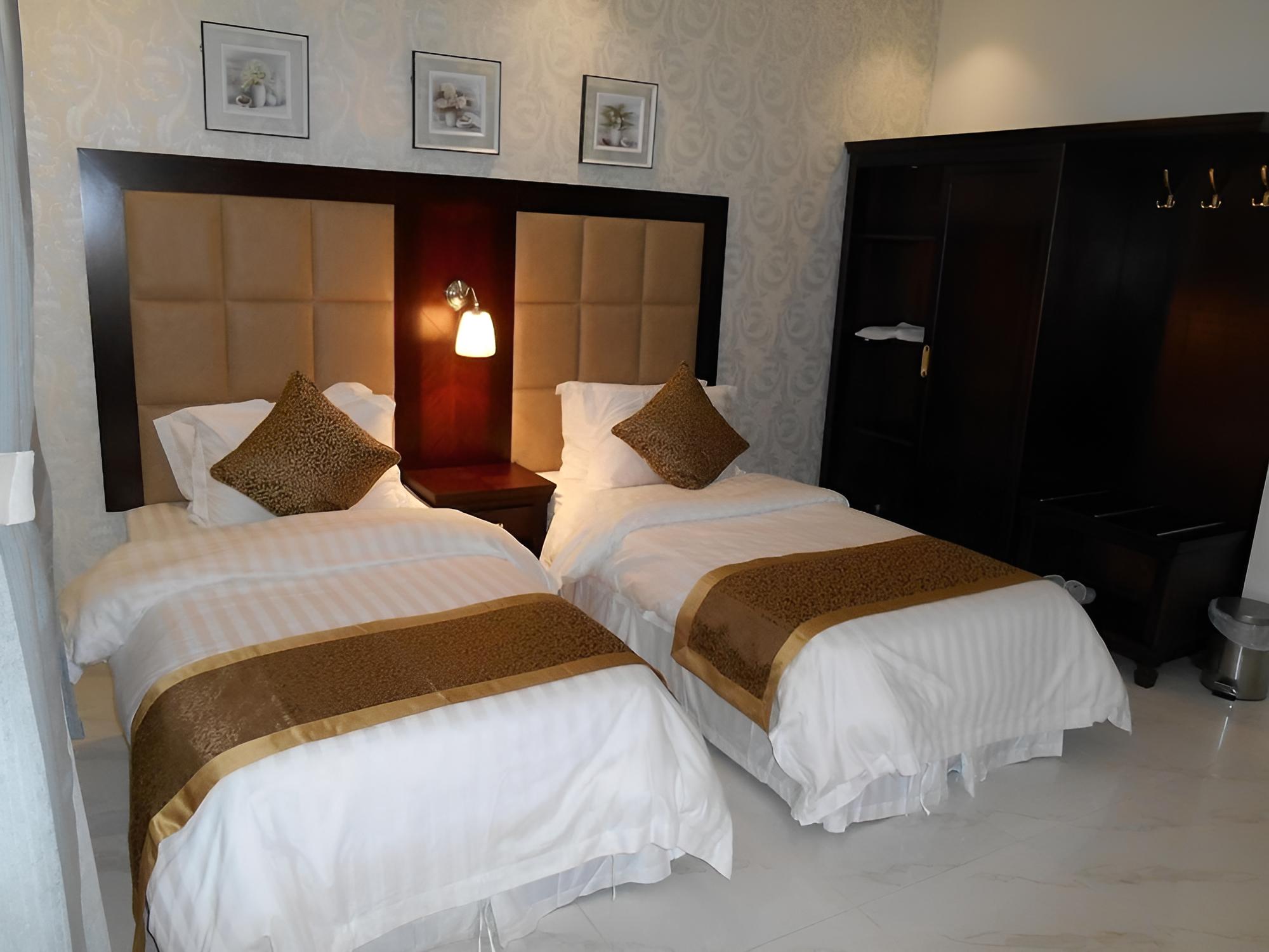 Julanar Alsharq Suites