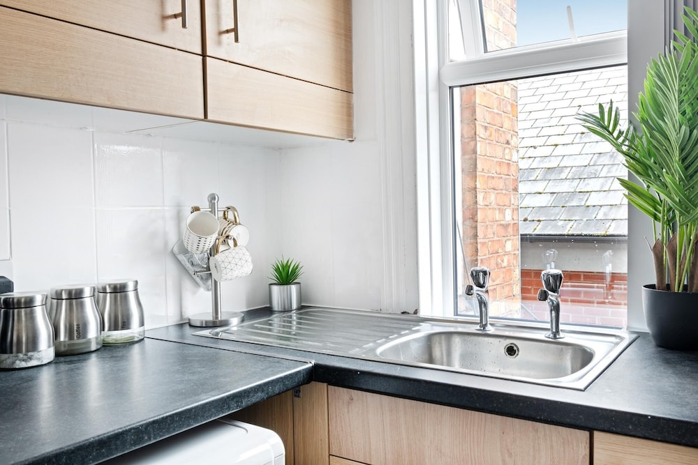 Leicester/1bedapart/petsok/tv/wifi/restaurantsnear
