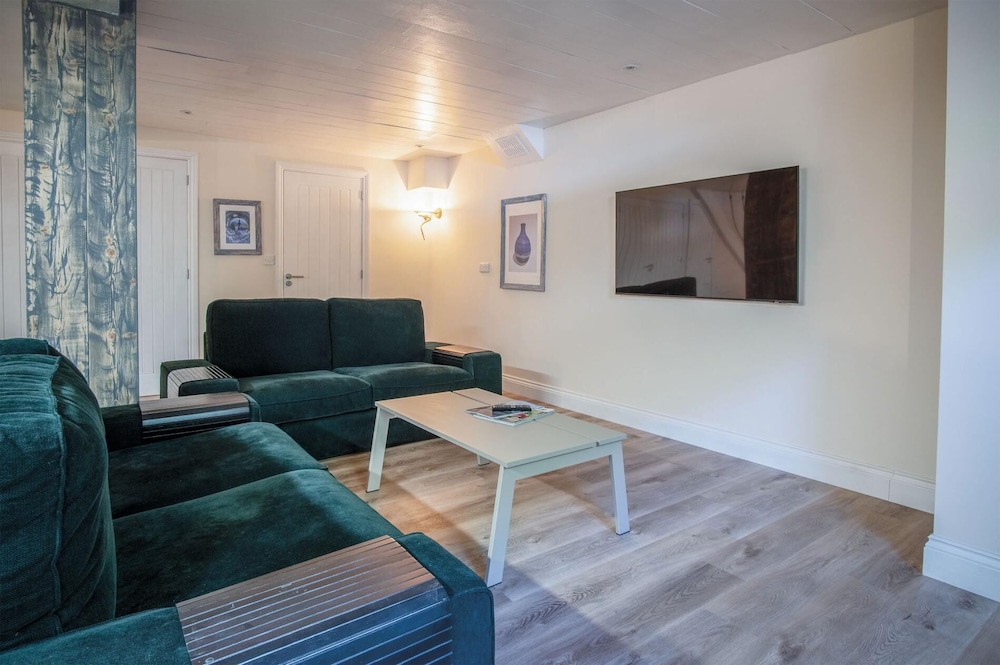 Rainbow Leap - 5 Bed Holiday Home - Saundersfoot