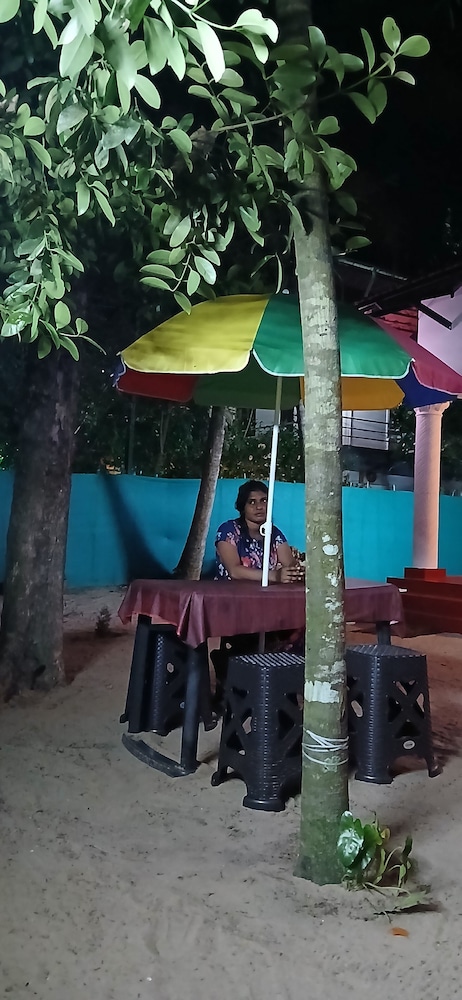 Kadal Beach House Marari