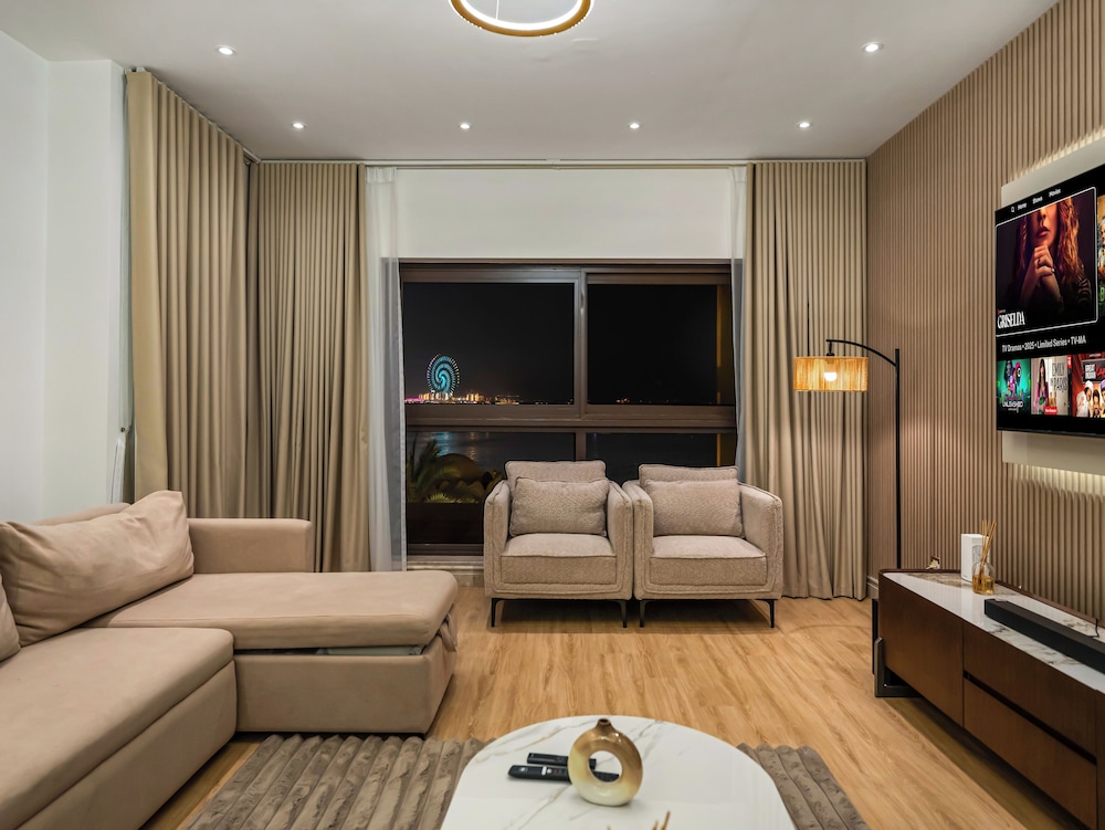 New Fairmont Residences by Propigo