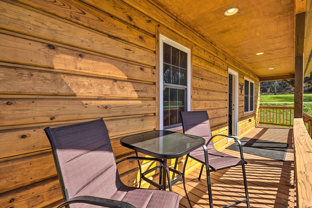 Cozy Smoky Mountain Cabin by Tuckasegee River! view 4