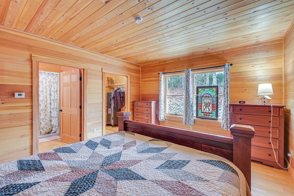 Family-friendly Brooks Gem w/ Spacious Yard!