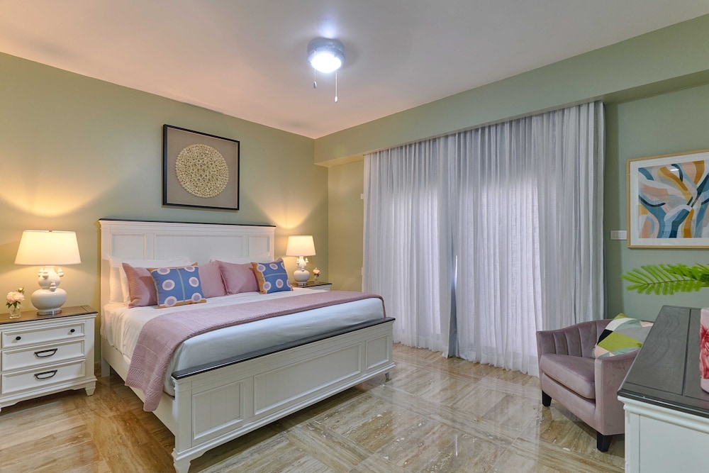 Costa Atlantica Beach Condos