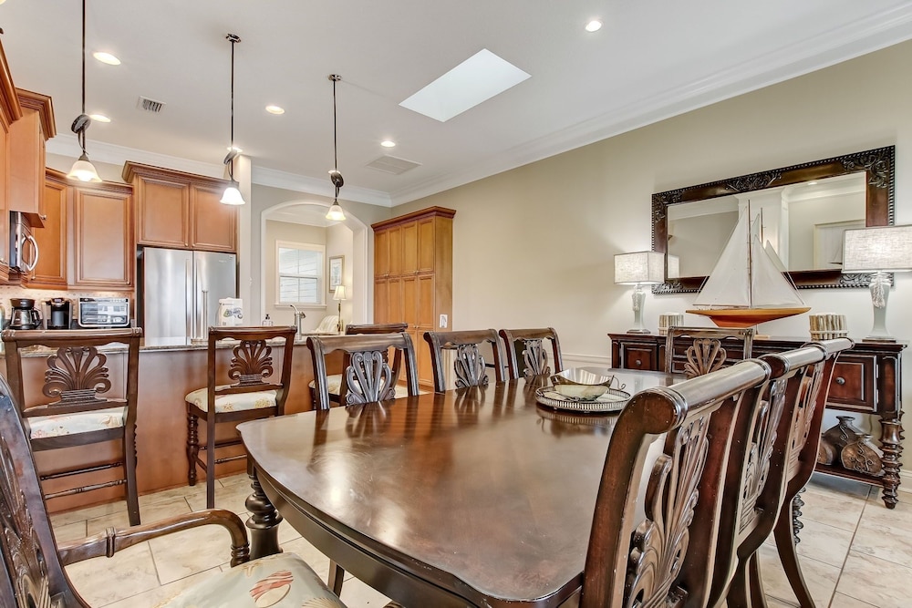 1931 S Fletcher 3 Bedroom Townhouse