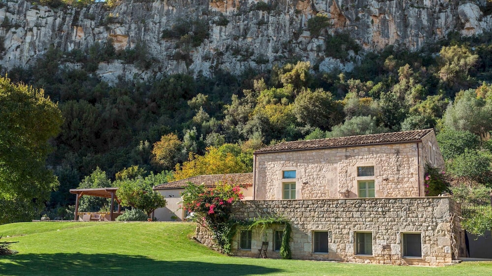 Casale Palombieri 12 view 4