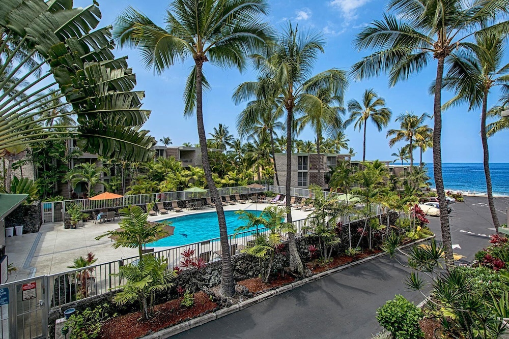 Beautiful Ocean Views - Top Floor - Concierge Included - Vrkcv
