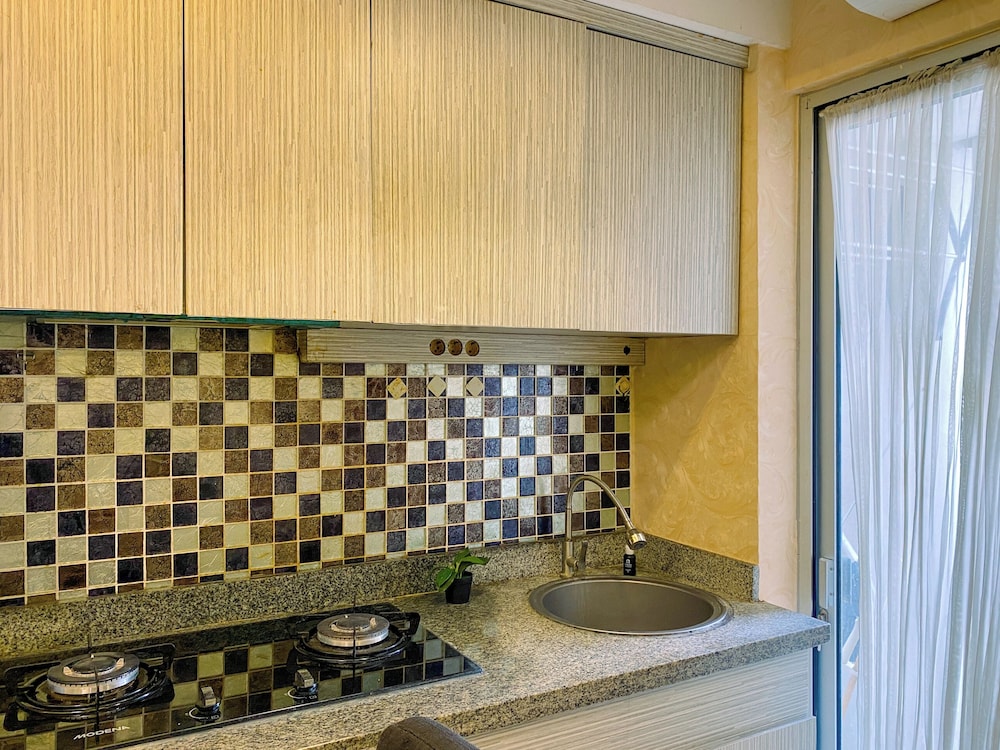Well Designed And Warm 2Br At Bassura City Apartment