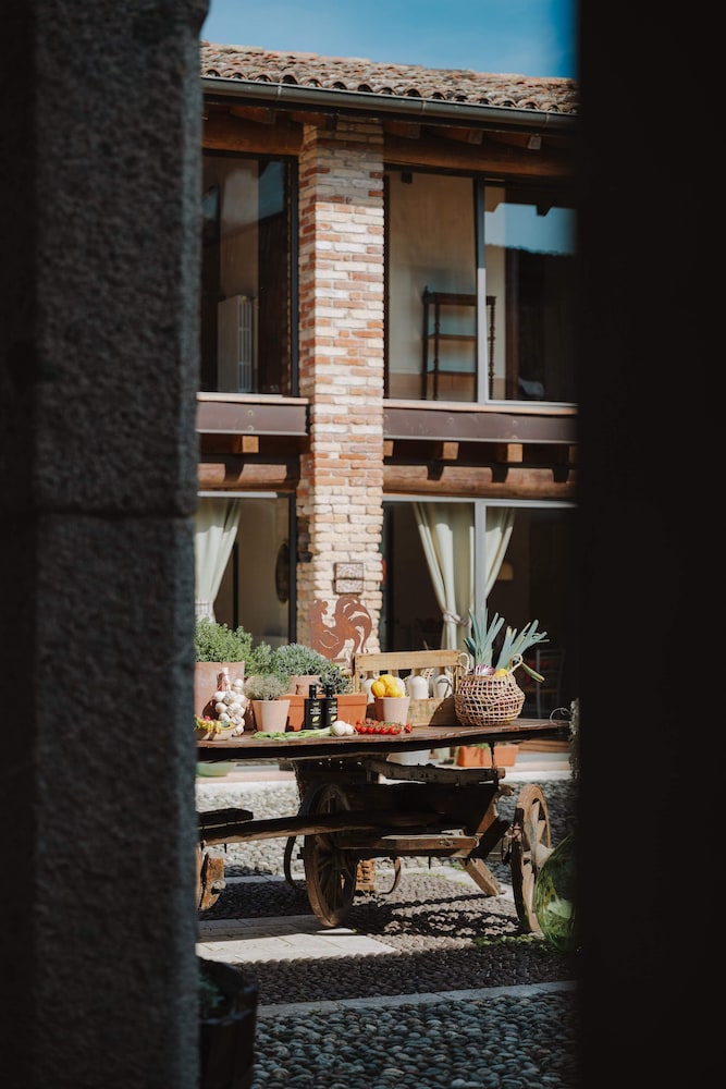 L'Angelica Corte Palazzina